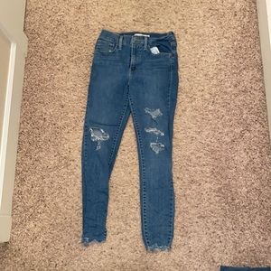 720 High Rise Super Skinny Levi’s